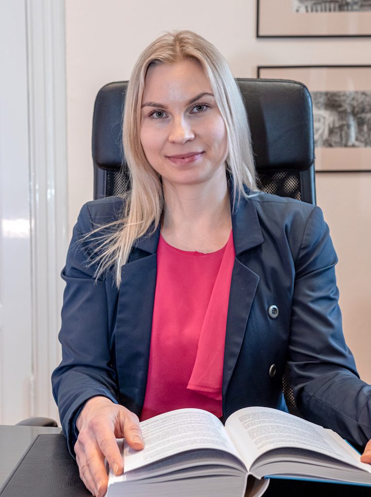 lakimies Emmi Kalliosalo Tampere
